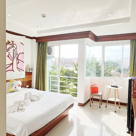 Lanting Hotel Patong Exterior foto