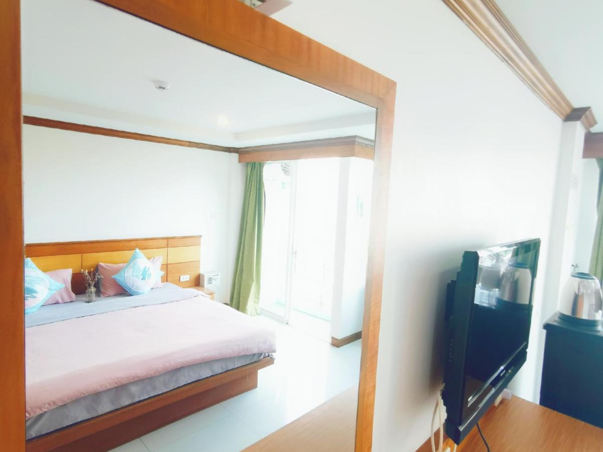 Lanting Hotel Patong Exterior foto