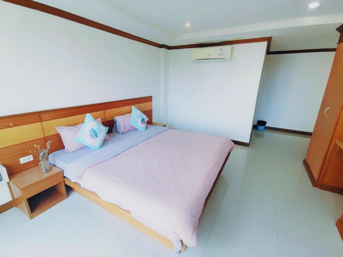 Lanting Hotel Patong Exterior foto