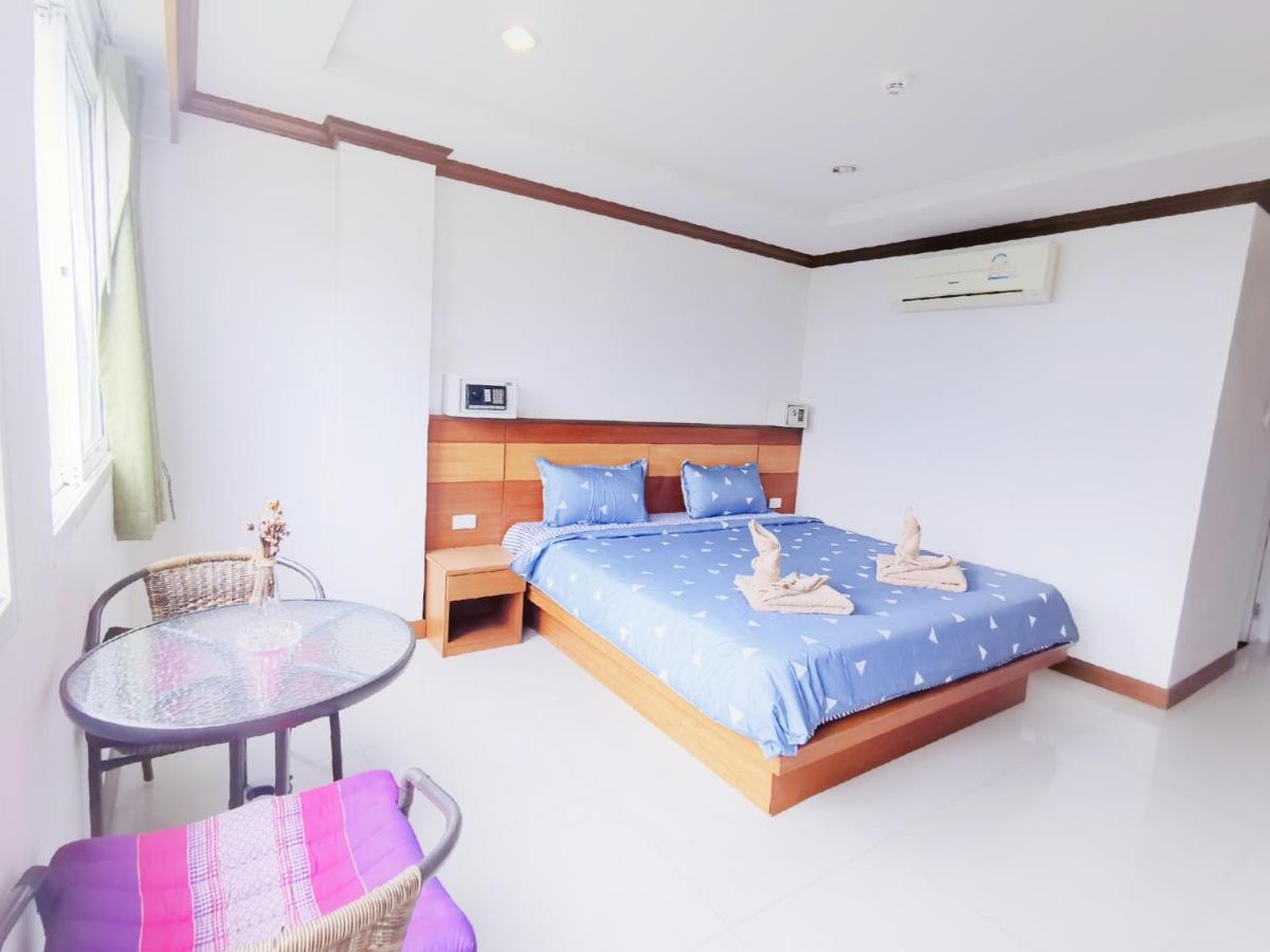 Lanting Hotel Patong Exterior foto