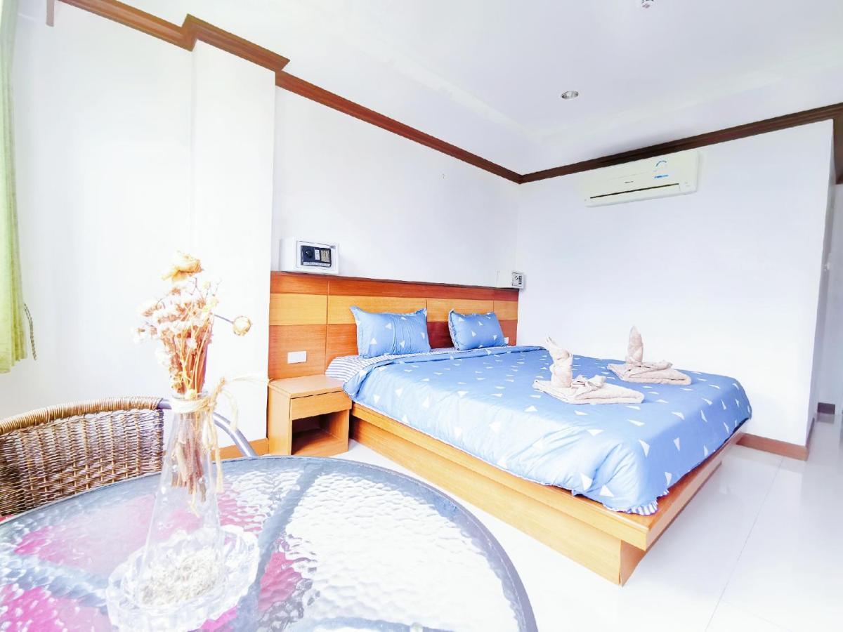 Lanting Hotel Patong Exterior foto