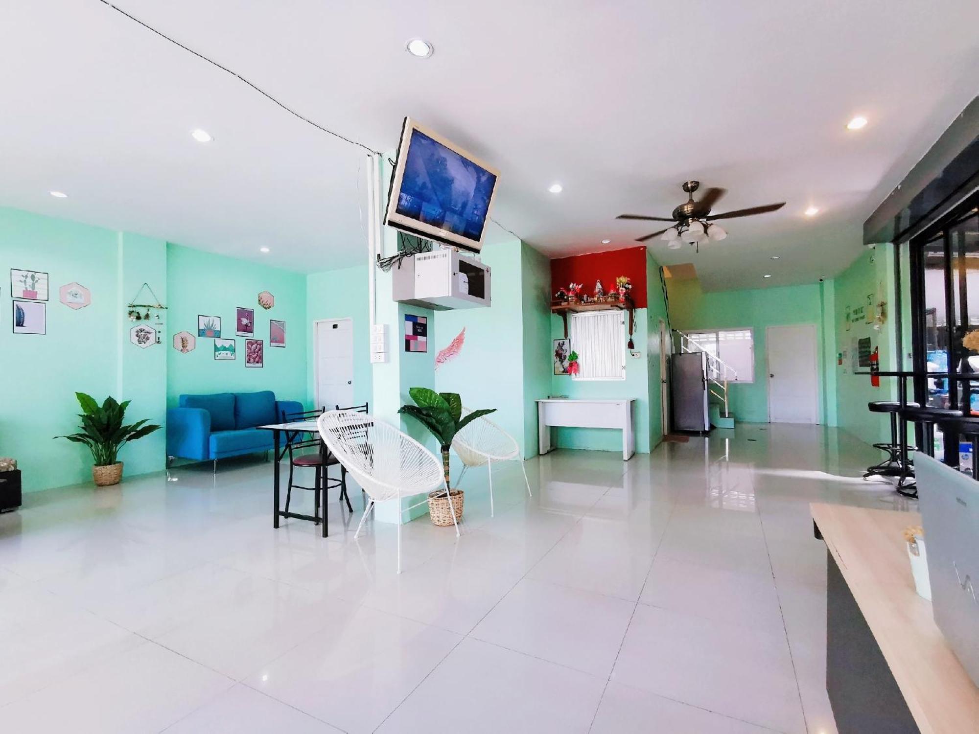 Lanting Hotel Patong Exterior foto