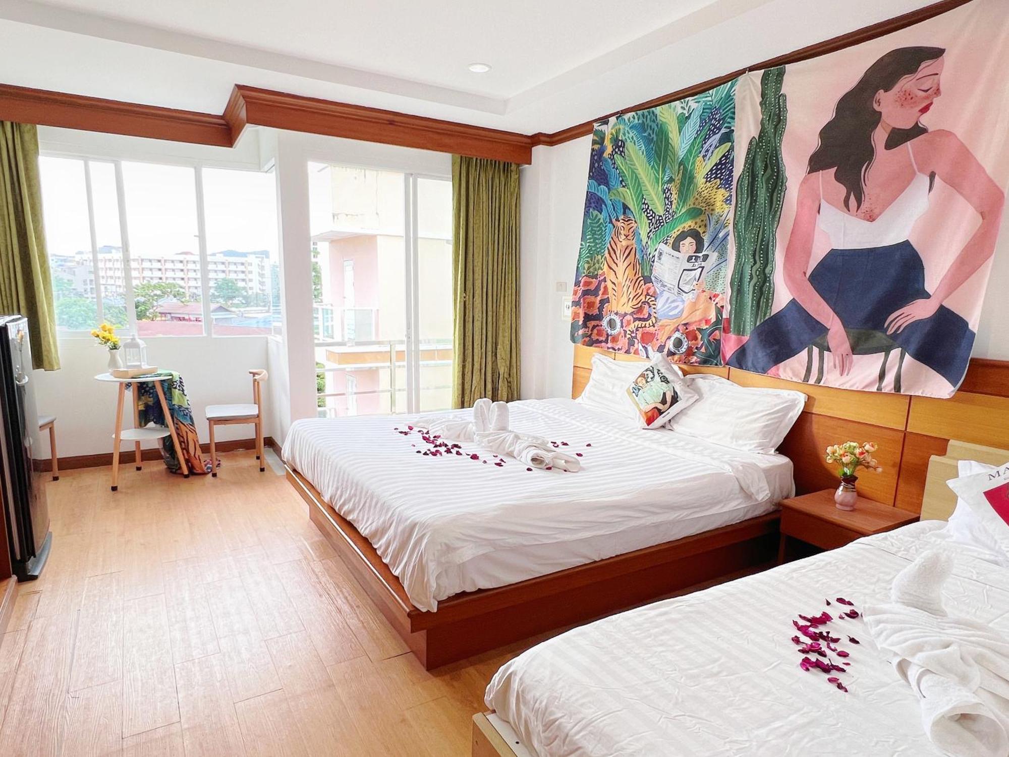 Lanting Hotel Patong Exterior foto